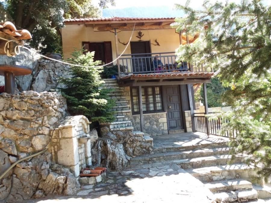 (For Sale) Residential Detached house || Fokida/Parnassos - 123 Sq.m, 2 Bedrooms, 150.000€ 