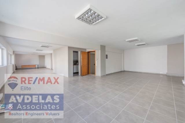 (For Sale) Commercial Office || Athens South/Nea Smyrni - 120 Sq.m, 150.000€ 
