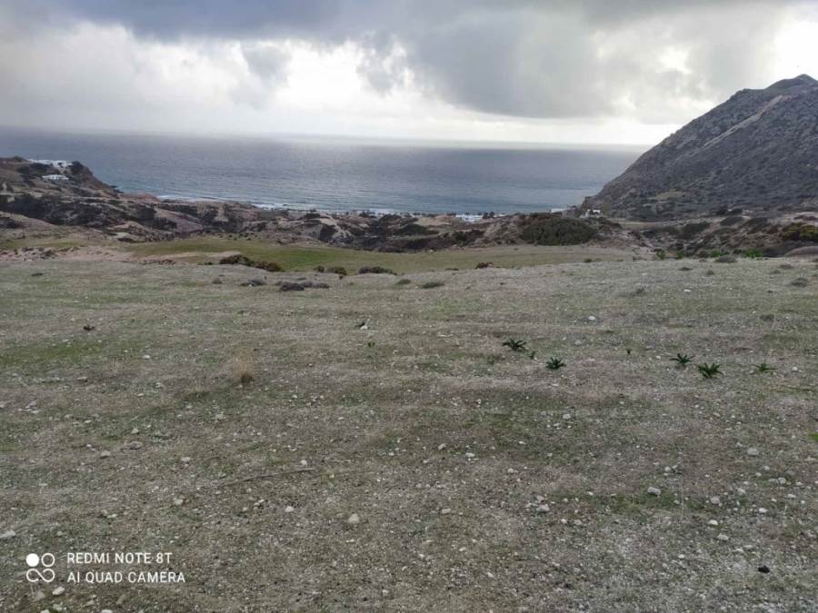 (For Sale) Land Large Land  || Cyclades/Milos - 53.000 Sq.m, 800.000€ 