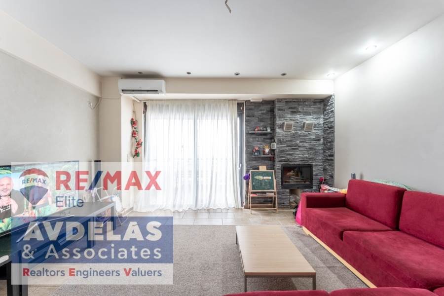 (For Sale) Residential Maisonette || Athens Center/Vyronas - 115 Sq.m, 3 Bedrooms, 285.000€ 