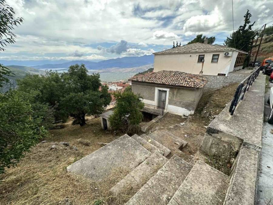 (Προς Πώληση) Αξιοποιήσιμη Γη Οικόπεδο || Ν. Φωκίδας/Δελφοί - 372 τ.μ, 150.000€ 