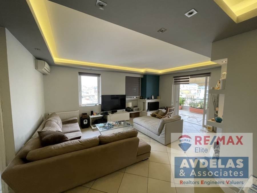 (For Rent) Residential Apartment || Athens South/Nea Smyrni - 115 Sq.m, 3 Bedrooms, 1.400€ 