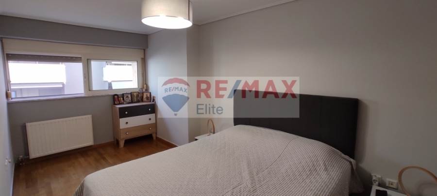 (For Sale) Residential Apartment || Piraias/Piraeus - 76 Sq.m, 2 Bedrooms, 260.000€ 
