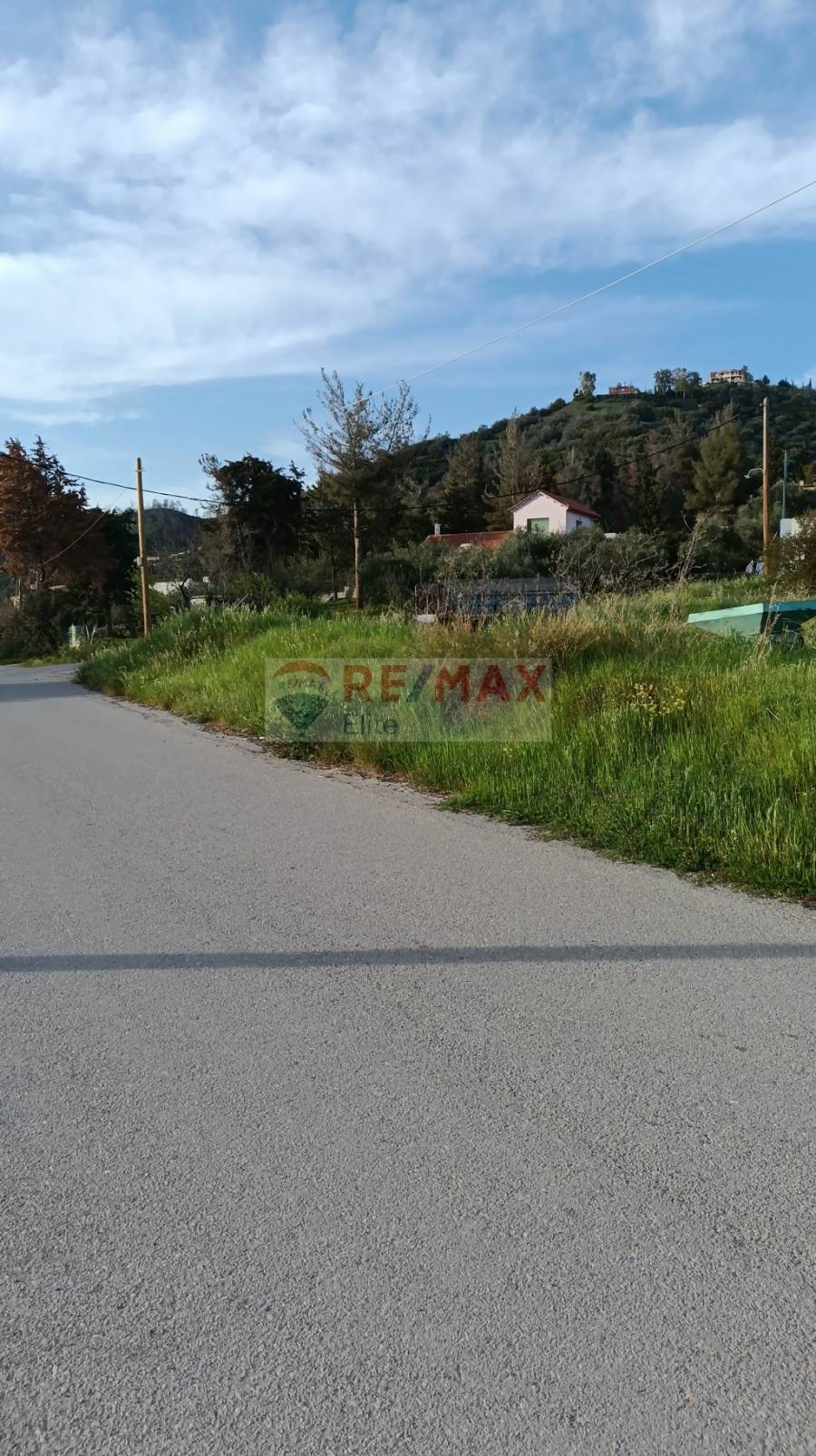 (Προς Πώληση) Αξιοποιήσιμη Γη Οικόπεδο || Ν. Εύβοιας/Λίμνη - 1.000 τ.μ, 250.000€ 