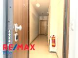slide1 thumbnail