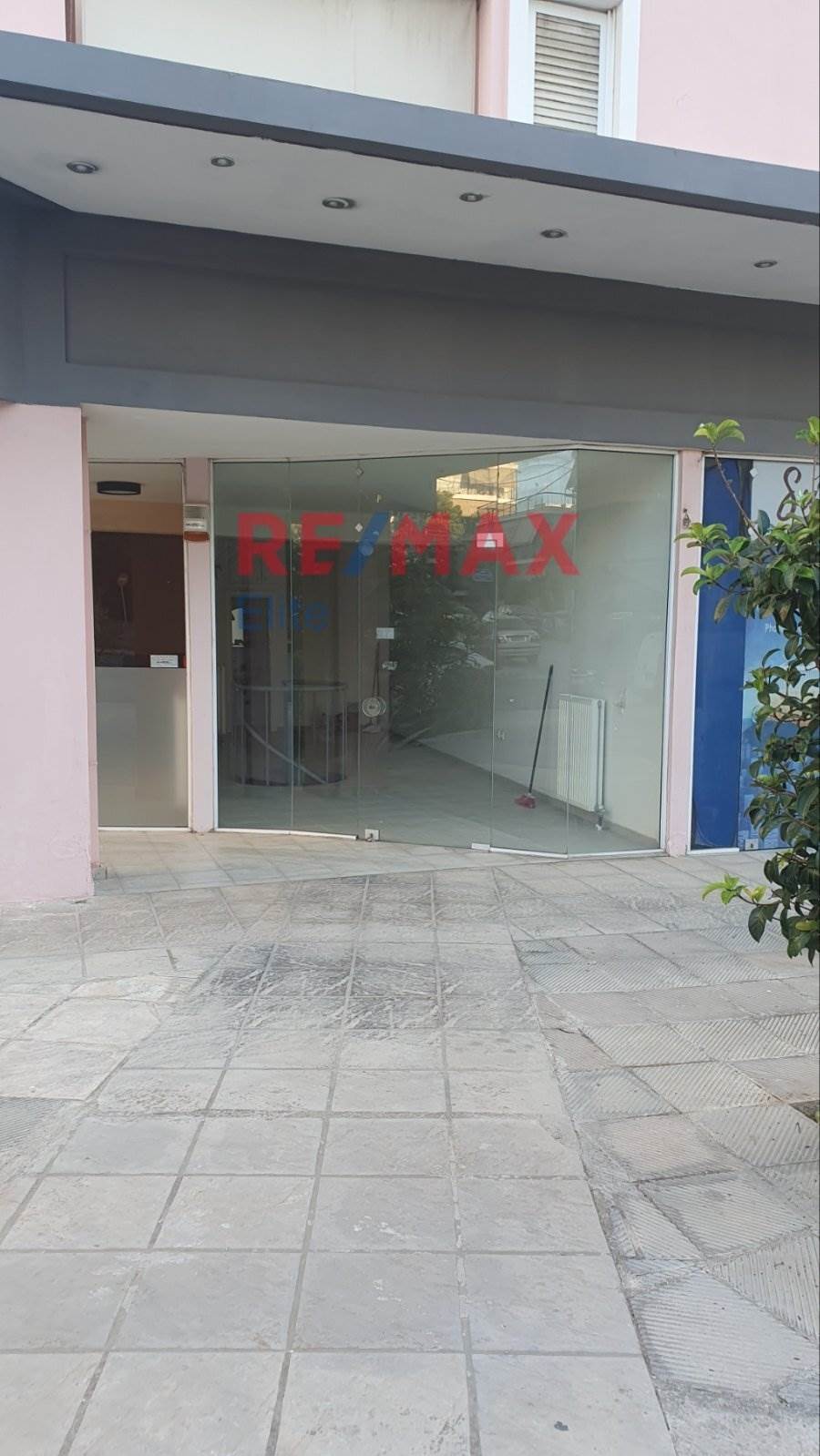 (Προς Ενοικίαση) Επαγγελματικός Χώρος Κατάστημα || Αθήνα Νότια/Παλαιό Φάληρο - 50 τ.μ, 550€ 