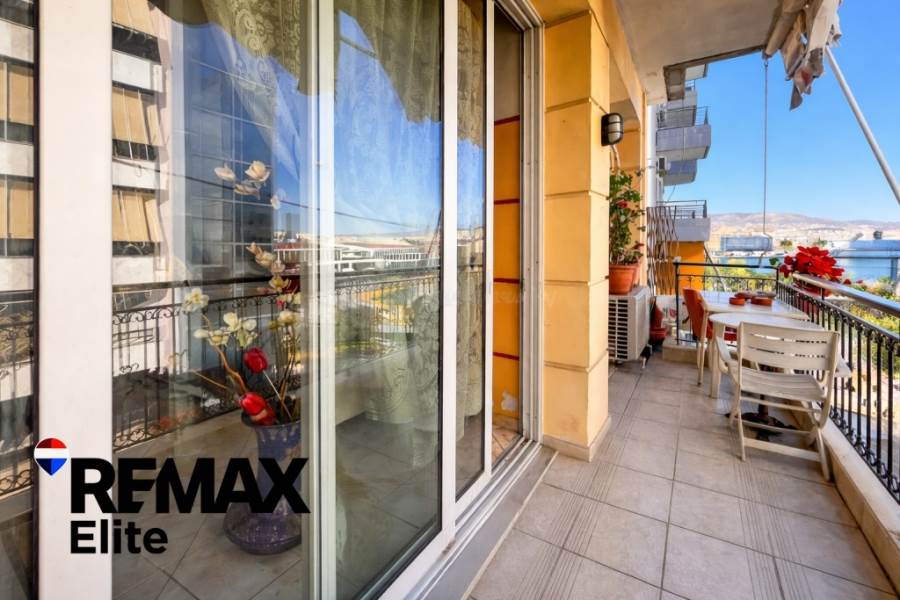 (Προς Πώληση) Κατοικία Μεζονέτα || Πειραιάς/Πειραιάς - 116 τ.μ, 3 Υ/Δ, 290.000€ 