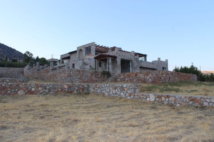 (Προς Πώληση) Κατοικία Βίλα || Ν. Φωκίδας/Γαλαξίδι - 370 τ.μ, 8 Υ/Δ, 1.100.000€ 