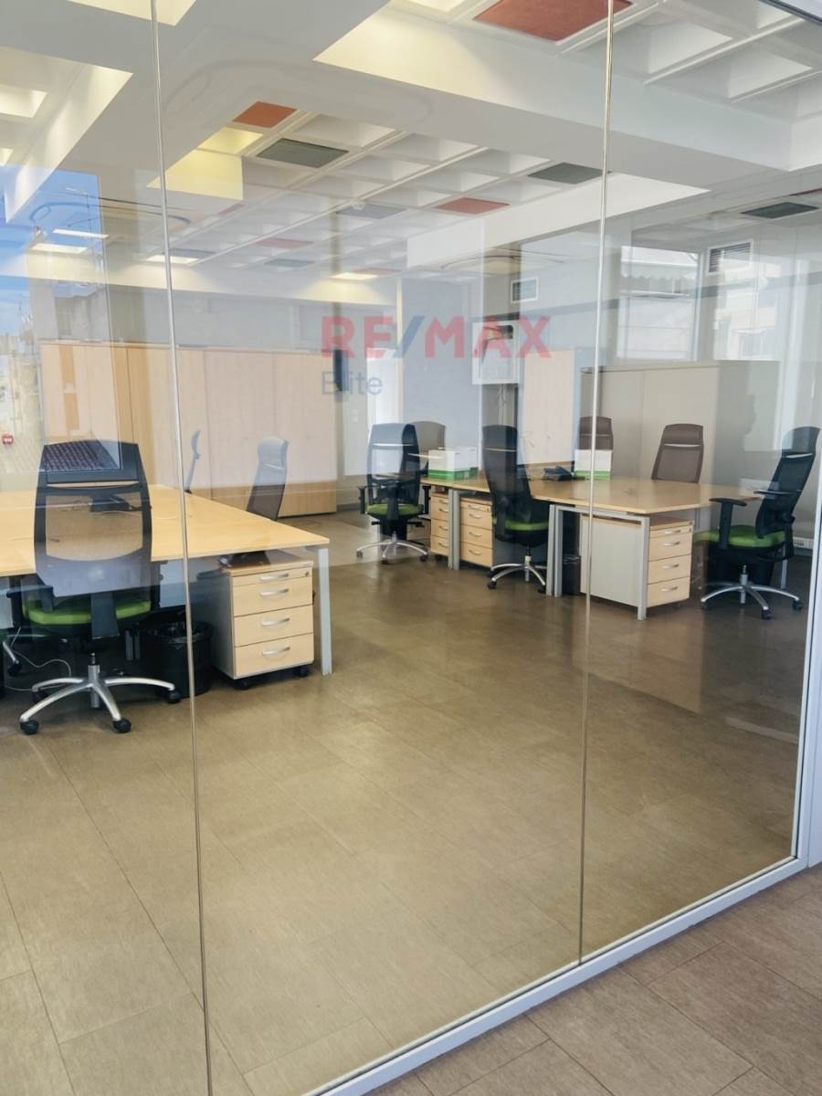 (Προς Ενοικίαση) Επαγγελματικός Χώρος Κτίριο || Αθήνα Νότια/Καλλιθέα - 674 τ.μ, 7.000€ 