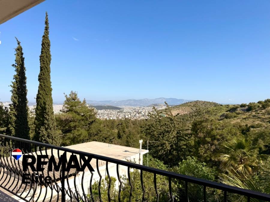 (Προς Πώληση) Κατοικία Διαμέρισμα || Αθήνα Κέντρο/Βύρωνας - 150 τ.μ, 3 Υ/Δ, 390.000€ 