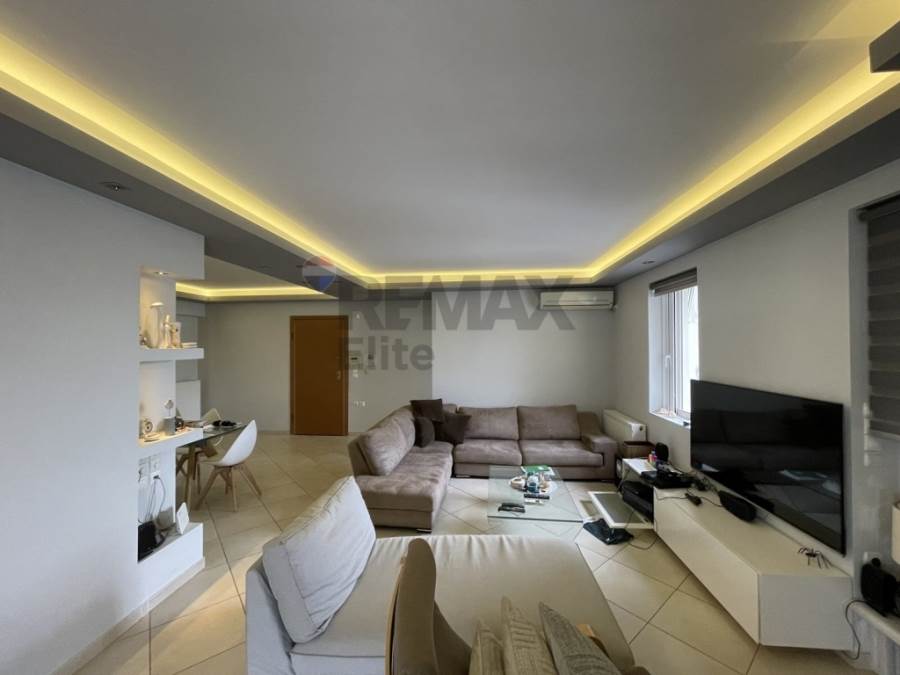 (For Rent) Residential Apartment || Athens South/Nea Smyrni - 113 Sq.m, 3 Bedrooms, 1.500€ 